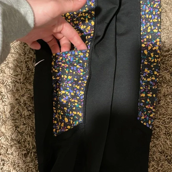 90’s style Nike dri fit leggings - Picture 3 of 6
